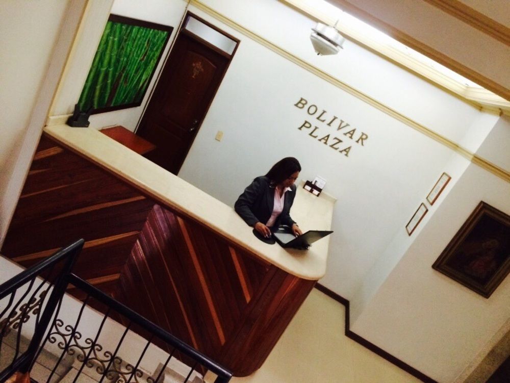 Hotel Bolivar Plaza Manizales Bagian luar foto